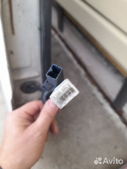 Дверь правая Мазда titan