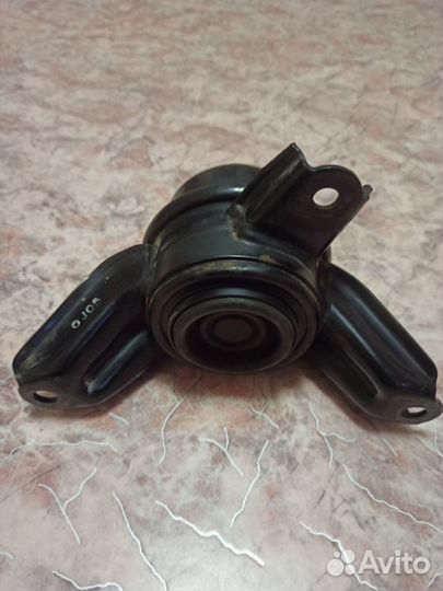 Подушка двс правая ix35