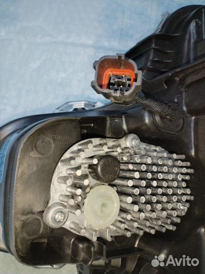 Фара противотуманная 605000593AA