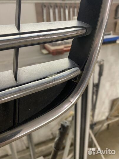 Решетка радиатора фолцваге touareg