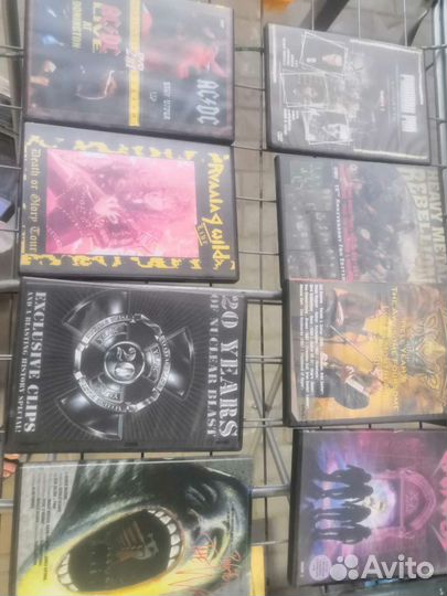 DVD диски тяжёлые рок дисков очень много