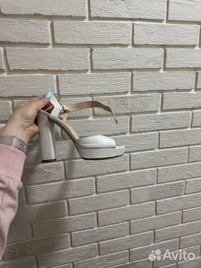 Туфли летние открытые белые