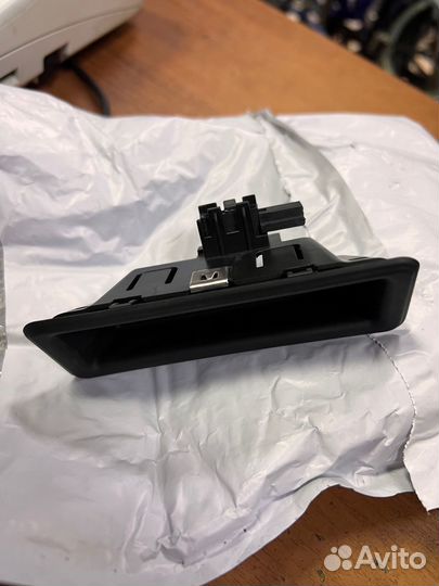 Ручка крышки багажника BMW