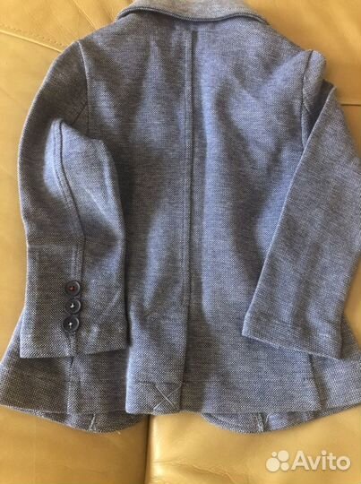 Пиджак новый Accola 104р