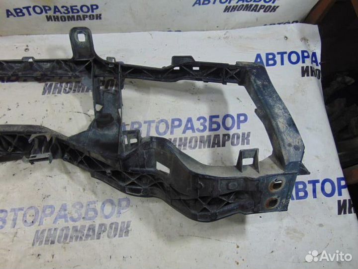 Рамка радиатора передняя Ford Focus 2 DA 2005-2008