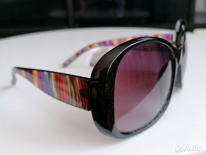Очки солнцезащитные орифлейм.новые