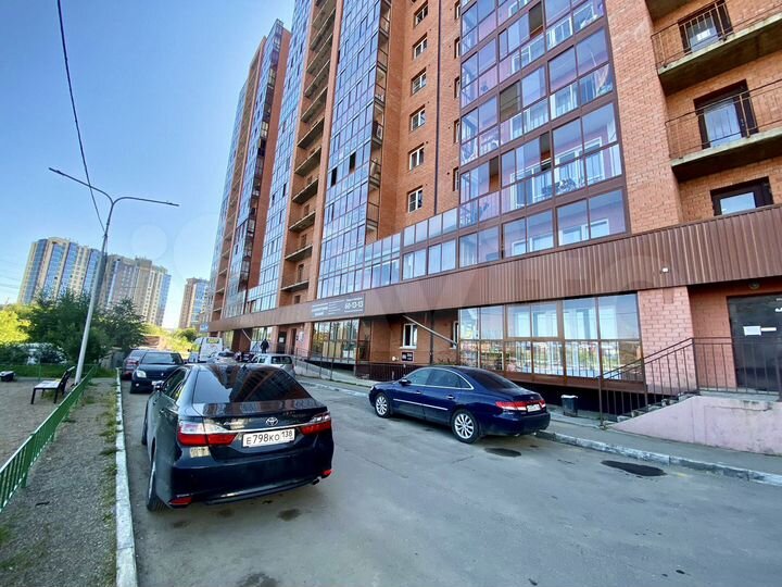 3-к. квартира, 90,5 м², 8/16 эт.