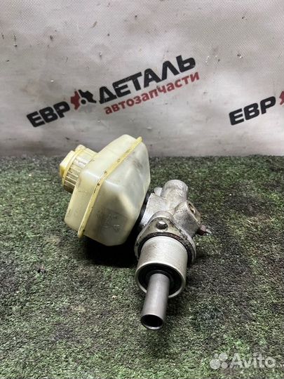 Главный тормозной цилиндр Opel Vectra B хэтчбэк 2