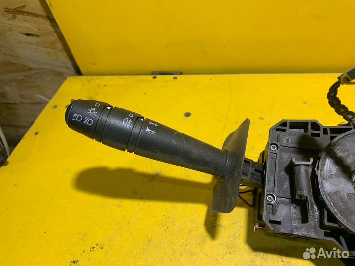 Переключатель подрулевой Renault Sandero 2009-2014