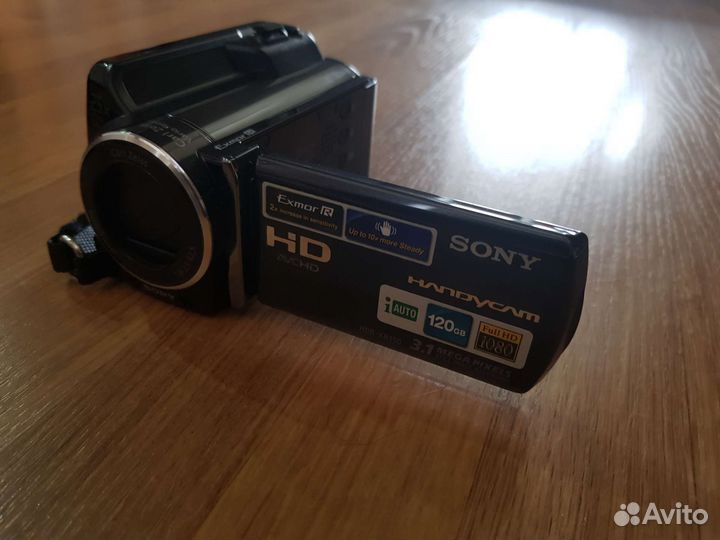 Видеокамера Sony HDR-XR150E