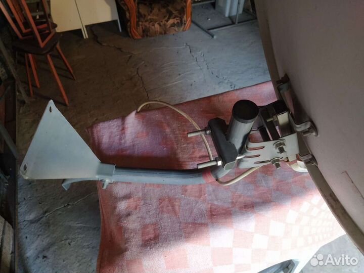 Спутниковая тарелка триколор