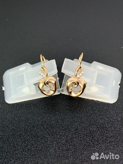 Золотые серьги 585 пробы