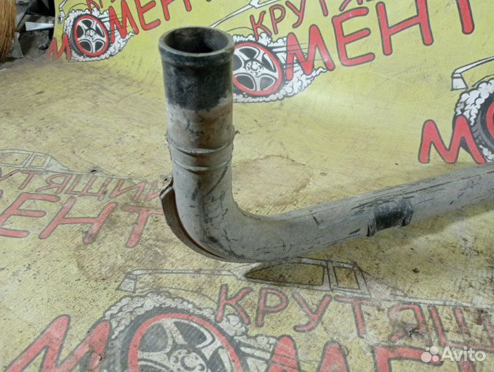 Горловина топливного бака Peugeot 406 седан 1.8