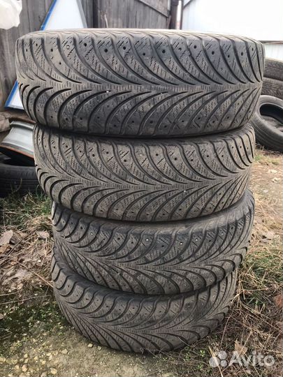 Goodyear UltraGrip Extreme 195/65 R15