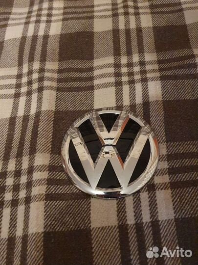 Эмблема на Volkswagen Tiguan 2011-2017 5N0853630