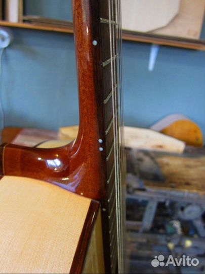 Гитара мастеровая