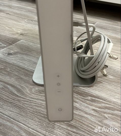 Монитор Apple HD Cinema Display 23