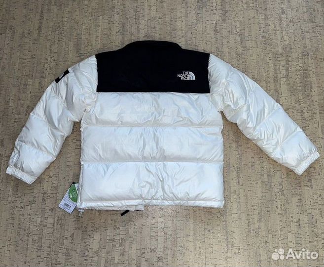 The north face 700 nuptse