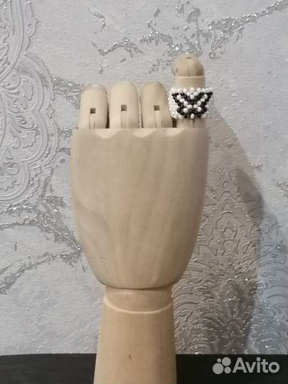 Кольцо из бисера