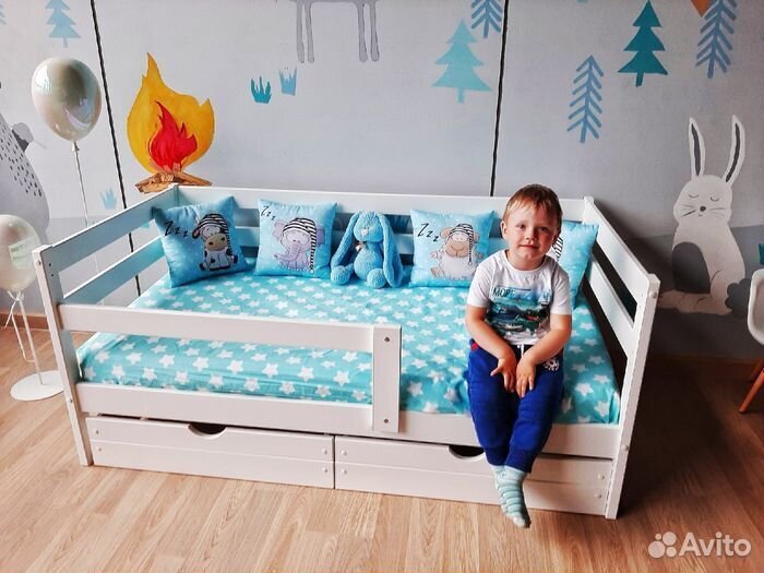 Кроватка софа из массива от 2х лет высокий борт