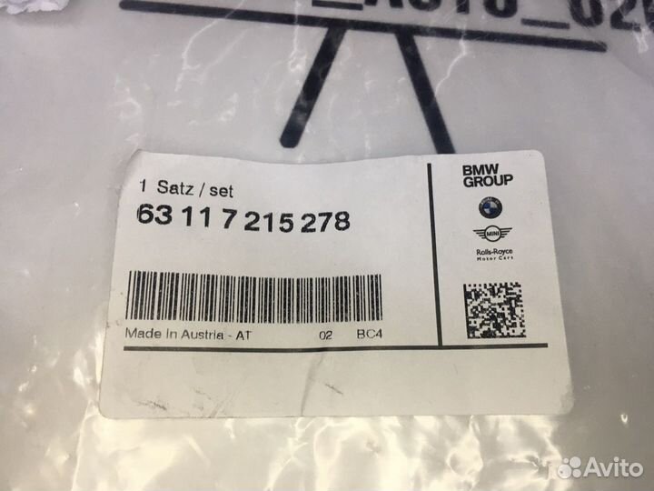 Кронштейн-Направляющая фары правая RH BMW 5 G30