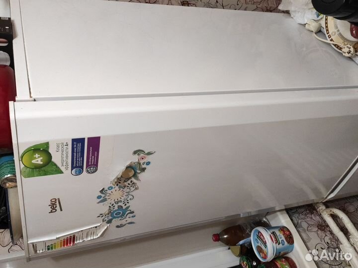 Стиральная машина и холодильник