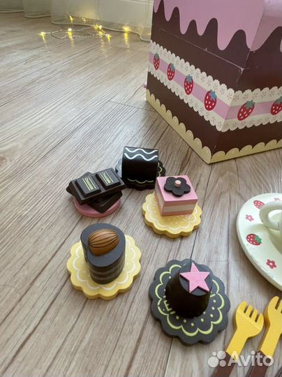 Детская кондитерская из дерева