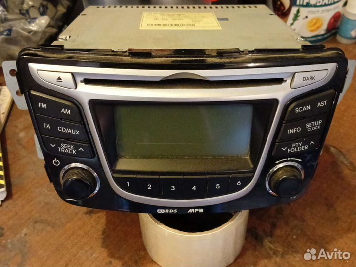 Магнитола штатная Hundai Solaris 1