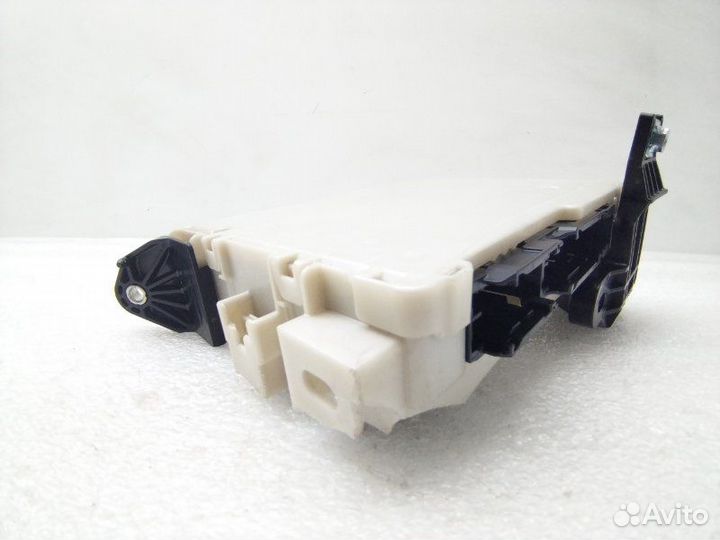 Блок предохранителей салонный Lexus Rx450H GYL25