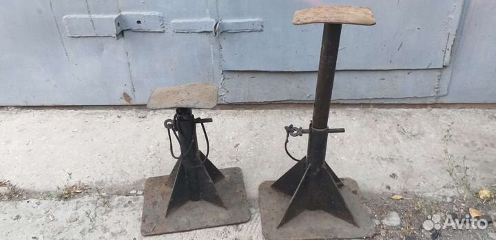 Подставки страховочные с регулировкой высоты