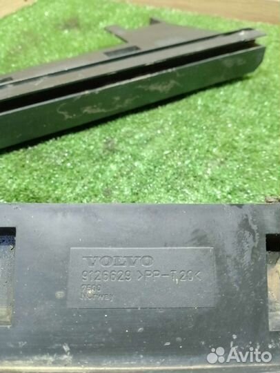 Кронштейн переднего бампера Volvo 9126629