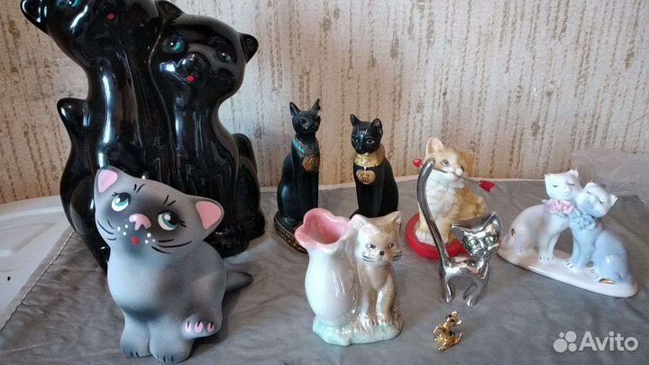 Статуэтки кошечки