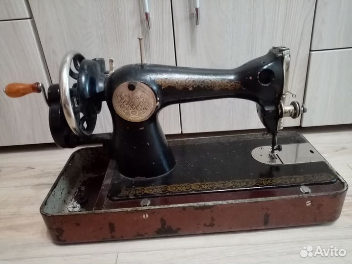 Швейная машинка
