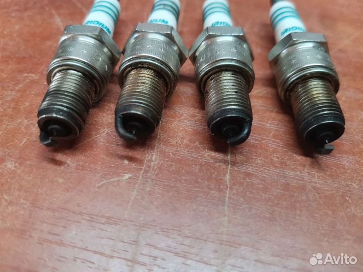 Свечи зажигания иридиевые Denso vw20, б/у