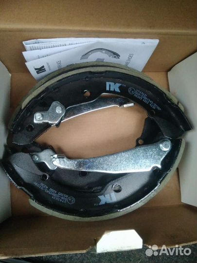 Тормозные колодки на volkswagen polo задние 274363