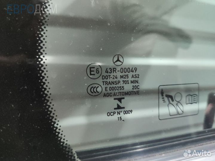 Форточка двери правая mercedes W205 s1128957