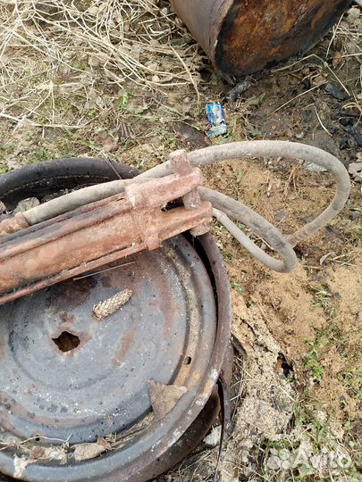 Трактор мтз 82