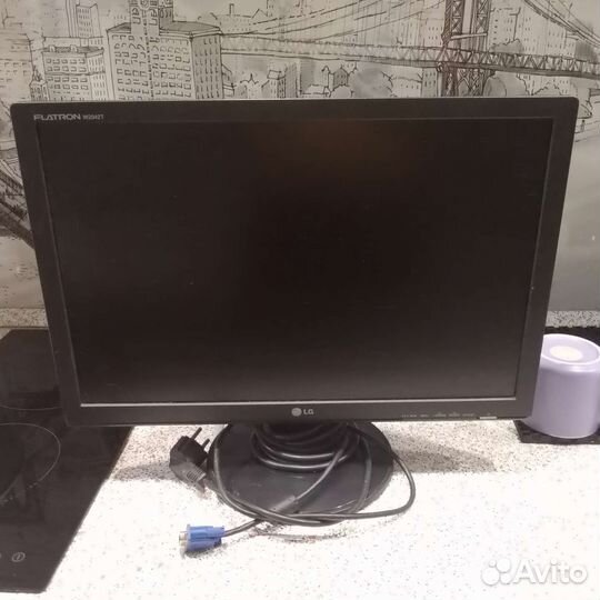 Монитор LG Flatron W2042T