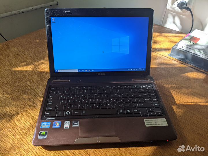 Toshiba L735 Core i3, 8GB RAM, 256GB SSD