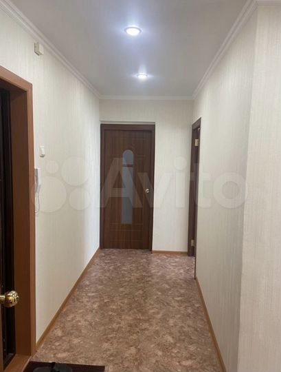 2-к. квартира, 54 м², 4/9 эт.