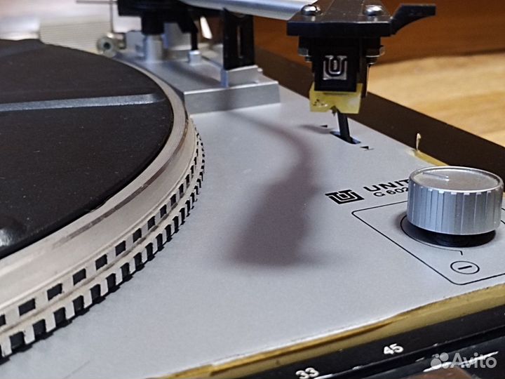 Проигрыватель винила Вега 110