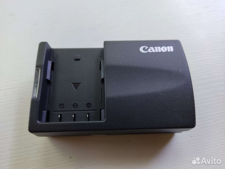 Зарядка Canon CB-2LTE для аккумулятора NB-2LH