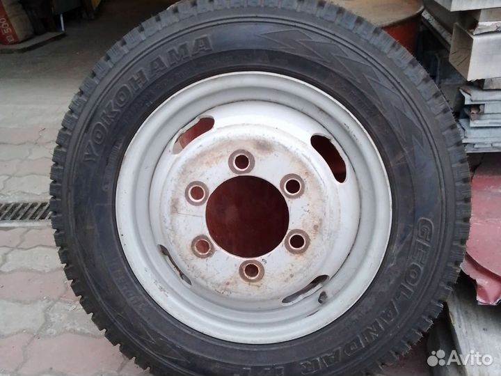 Продам колесо на газель
