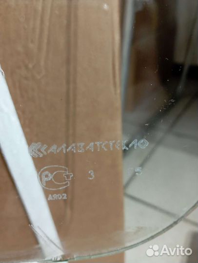 Стекло УАЗ Хантер