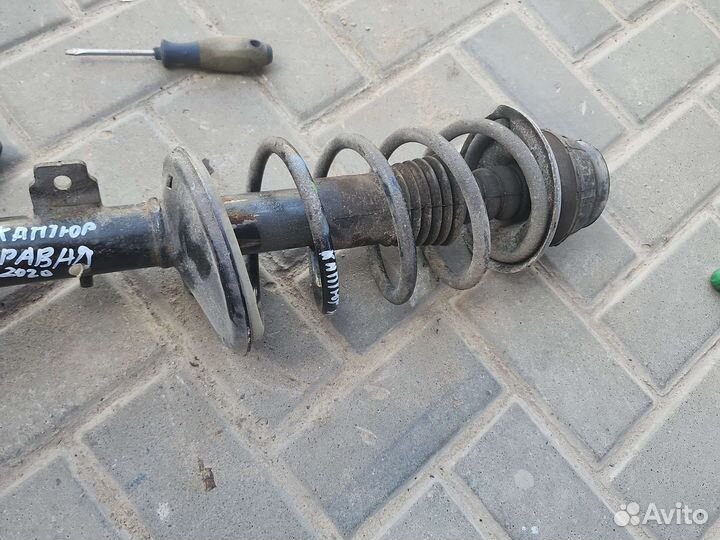 Передняя пружина Renault kaptur