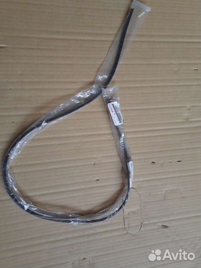 Toyota Prado 150 молдинг лобового стекла верхний