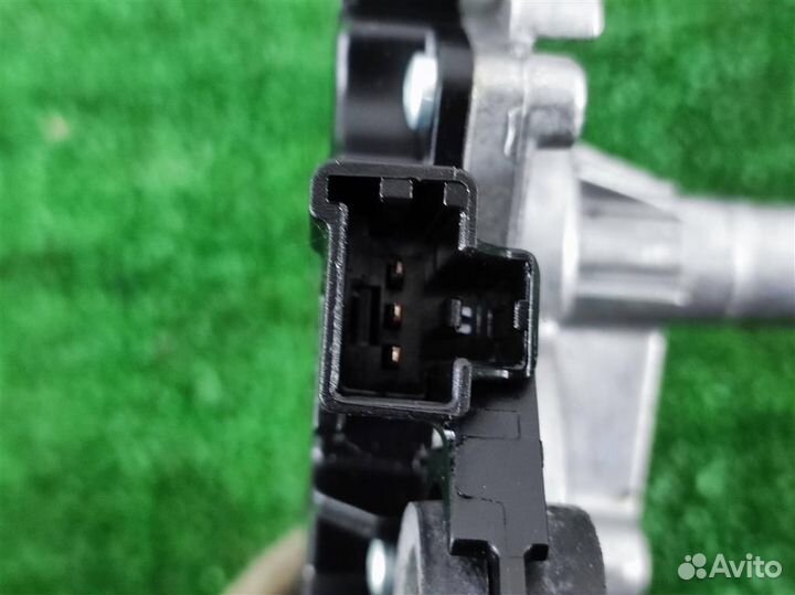 Мотор стеклоочистителя задний Ford Focus 2 (CB4)