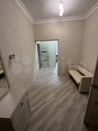 2-к. квартира, 58 м², 1/2 эт.