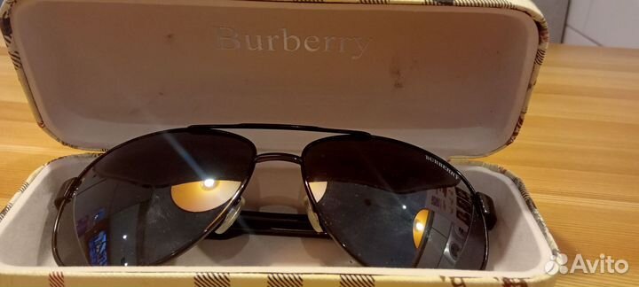 Очки Burberry