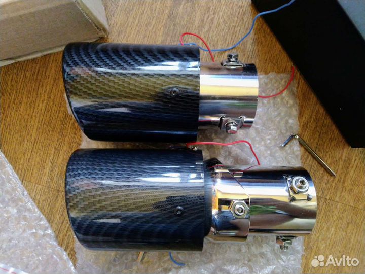 Насадка на выхлопную трубу с подсветкой